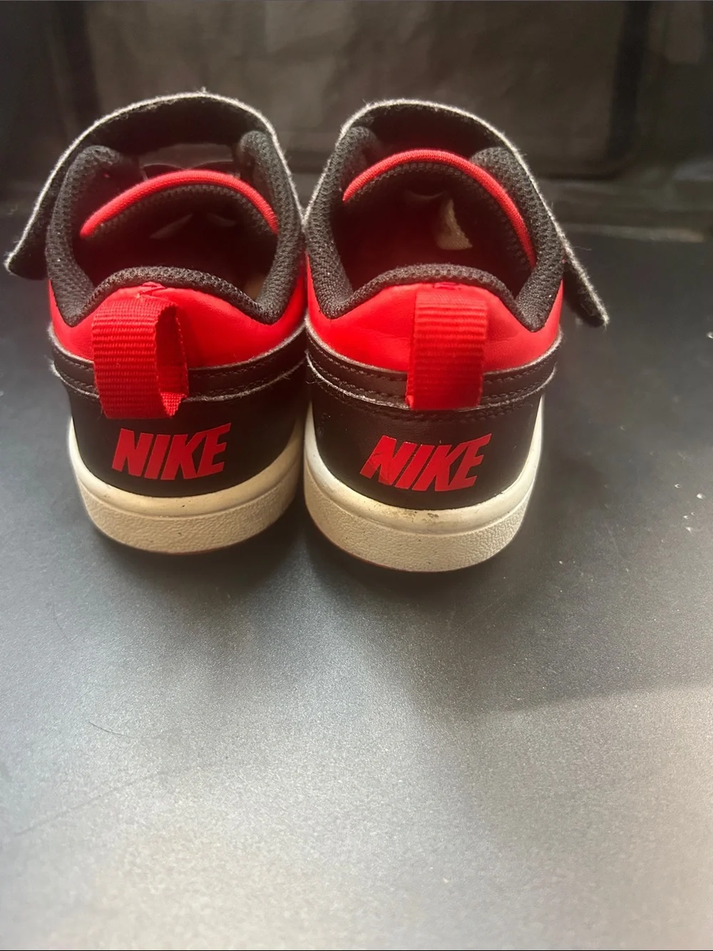 Nike Kids Red and Black Low-Top Sneakers with Hook-and-Loop Strap
